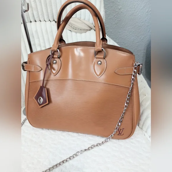 Louis Vuitton bags - Picture 8 of 16